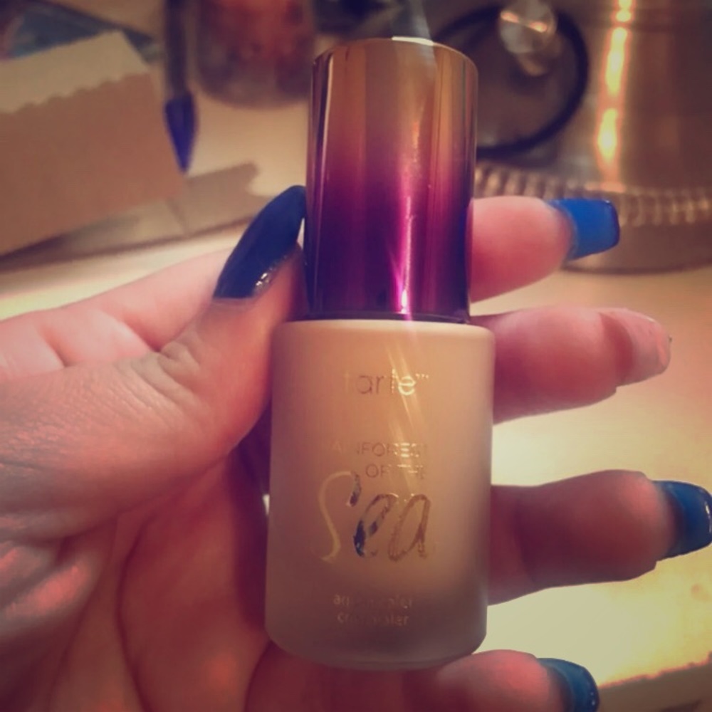 Rainforest of the sea concealer